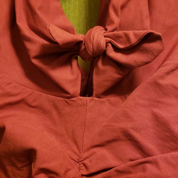 Red - Picture 2 of 5